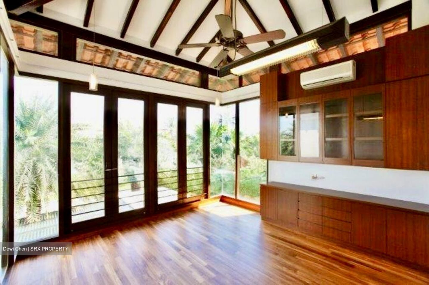 Ocean Drive (D4), Detached #532219041